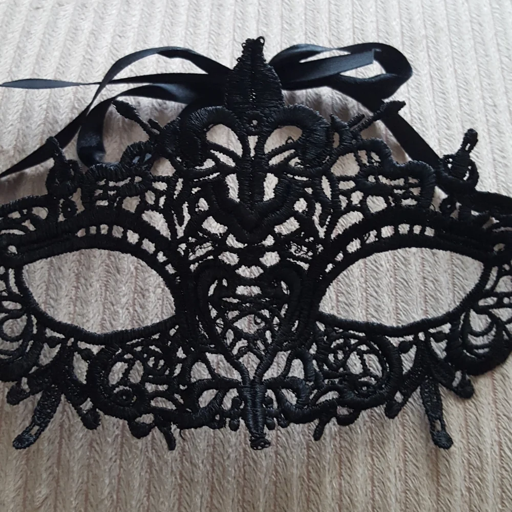 Black Lace Masquerade Mask Festivals, Party, Halloween